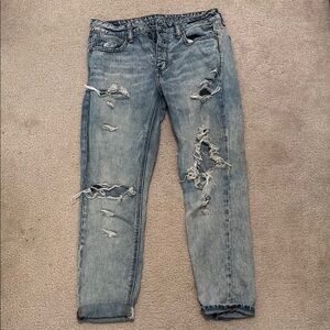 American Eagle Outfitters Blue Distressed Boyfriend Jeans